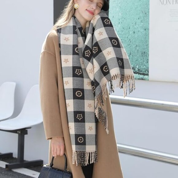 Cashmere Black Winter Scarf - Picture 1 of 7